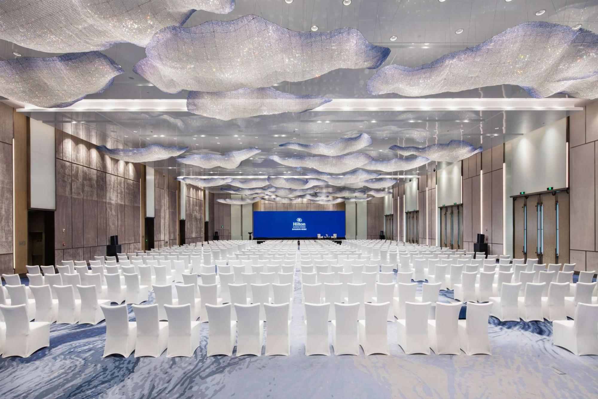 Hilton Quanzhou Riverside Exteriör bild