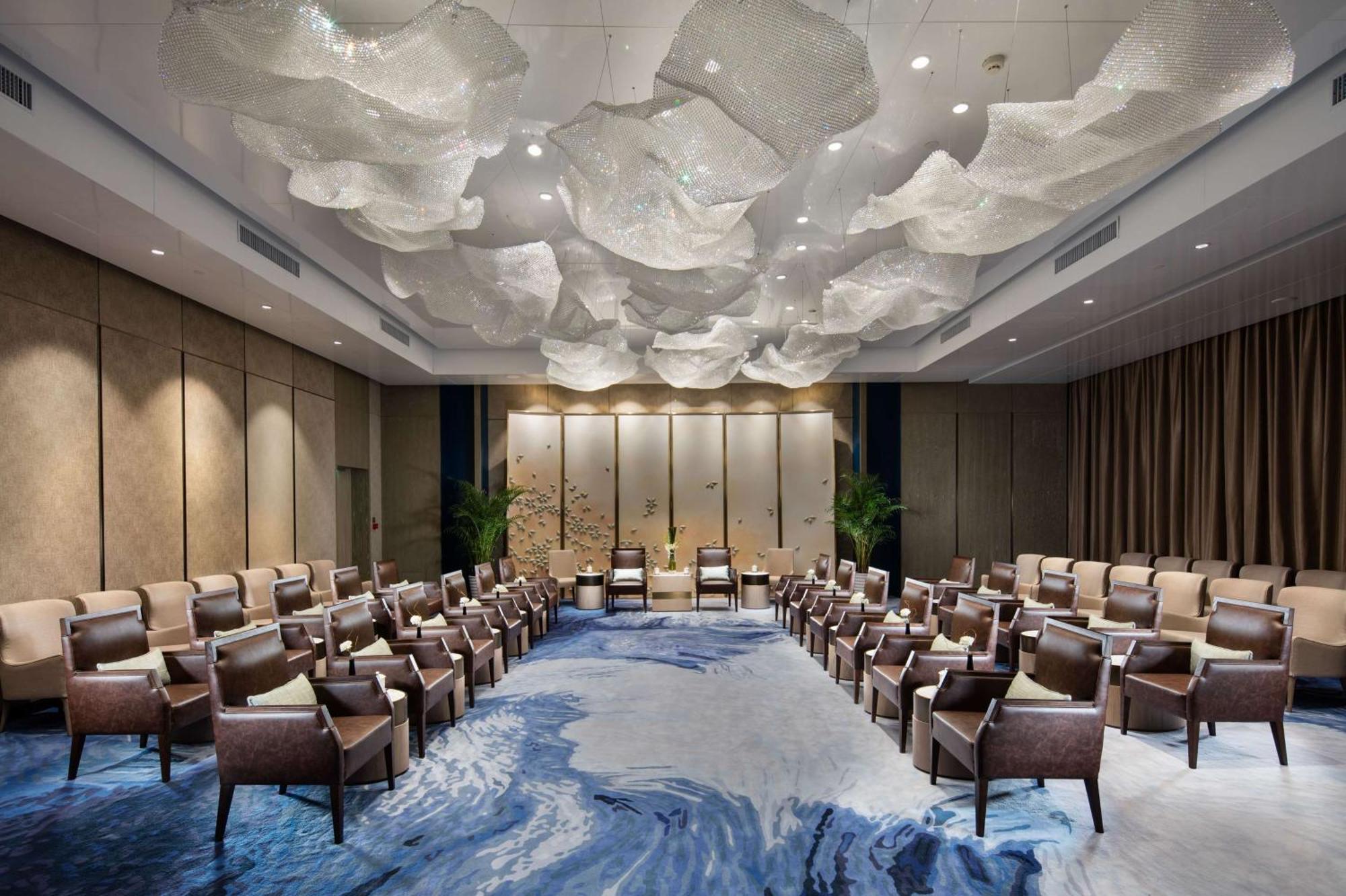 Hilton Quanzhou Riverside Exteriör bild