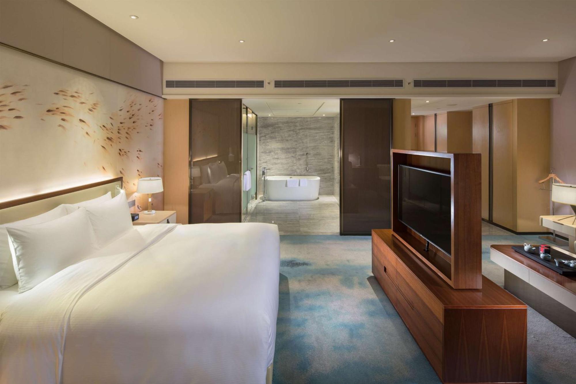 Hilton Quanzhou Riverside Exteriör bild