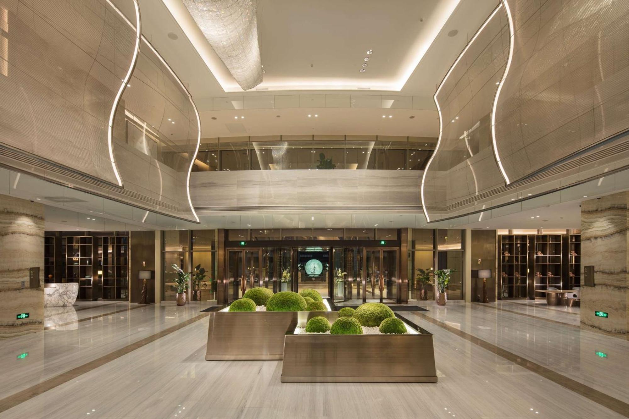 Hilton Quanzhou Riverside Exteriör bild